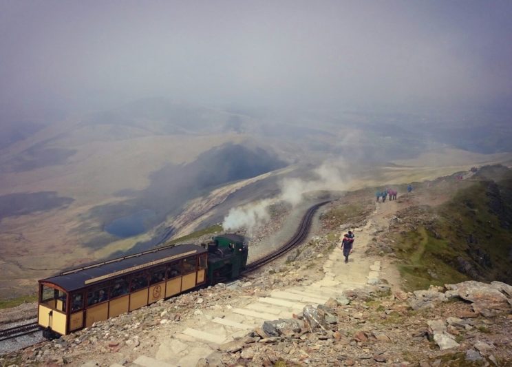 train-up-to-snowdon